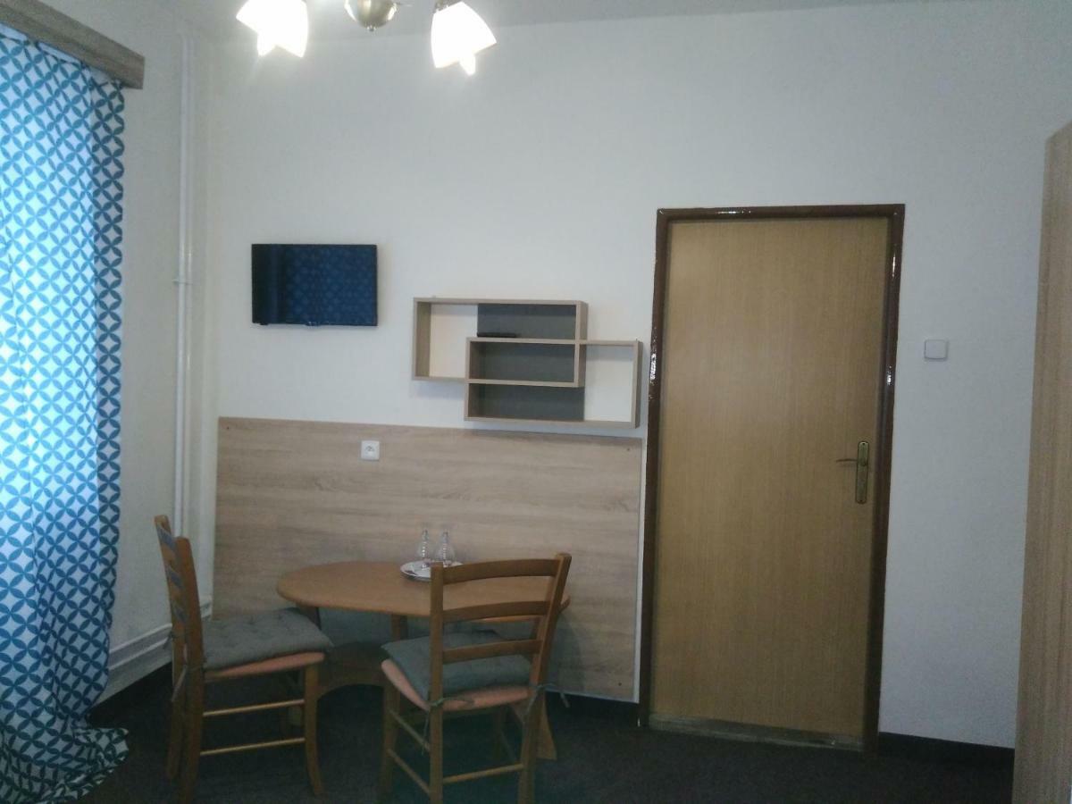 Penzion U Fouska Chodov (Karlovy Vary) Exterior foto